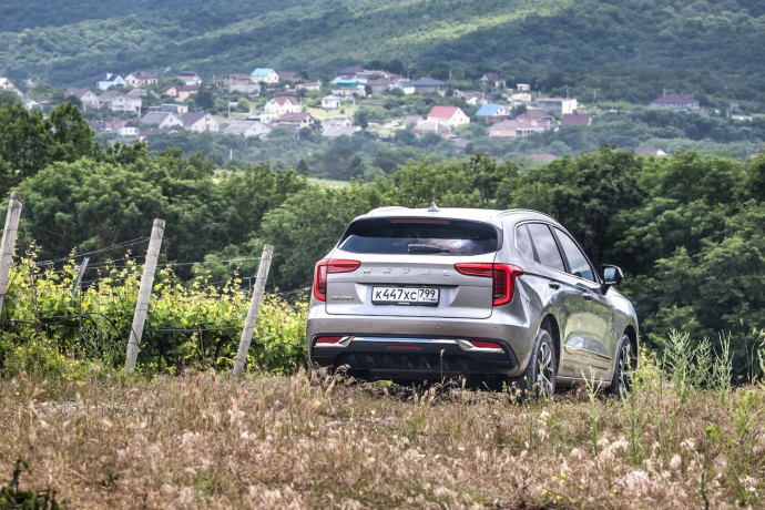 Haval Jolion на Виноградниках Абрау-Дюрсо
