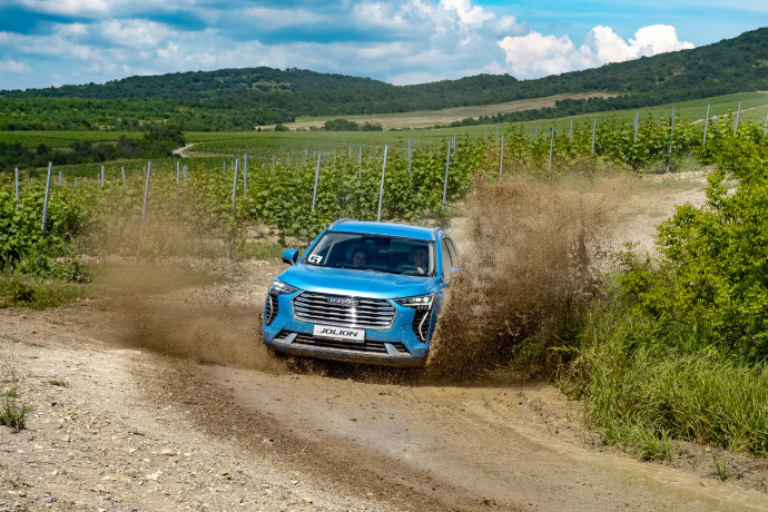 Haval Jolion на Виноградниках Абрау-Дюрсо