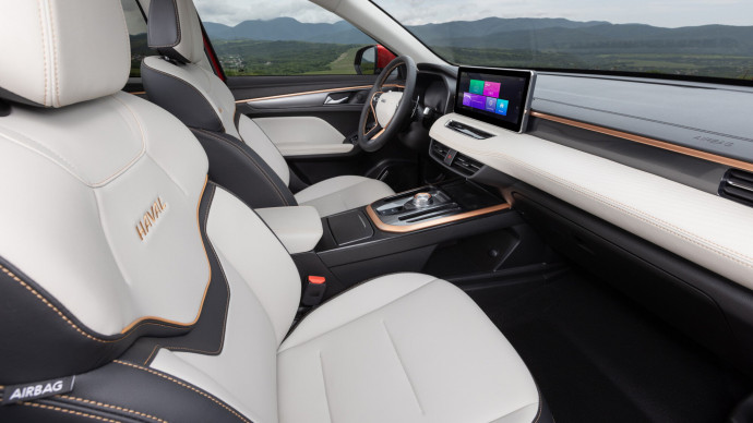Haval Jolion на Виноградниках Абрау-Дюрсо